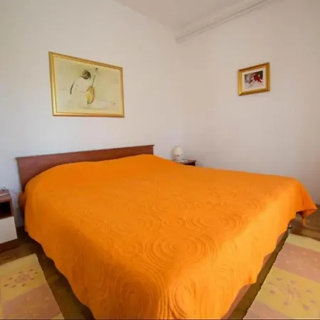 Apertments Jenny For Max 8 Pax In Guest house Porec