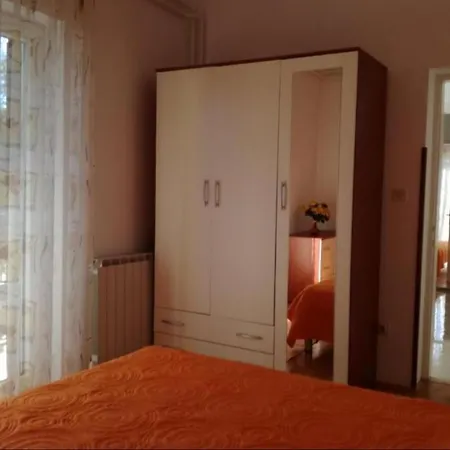 Guest house Apertments Jenny For Max 8 Pax In Porec