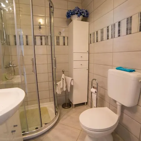 Guest house Apertments Jenny For Max 8 Pax In
